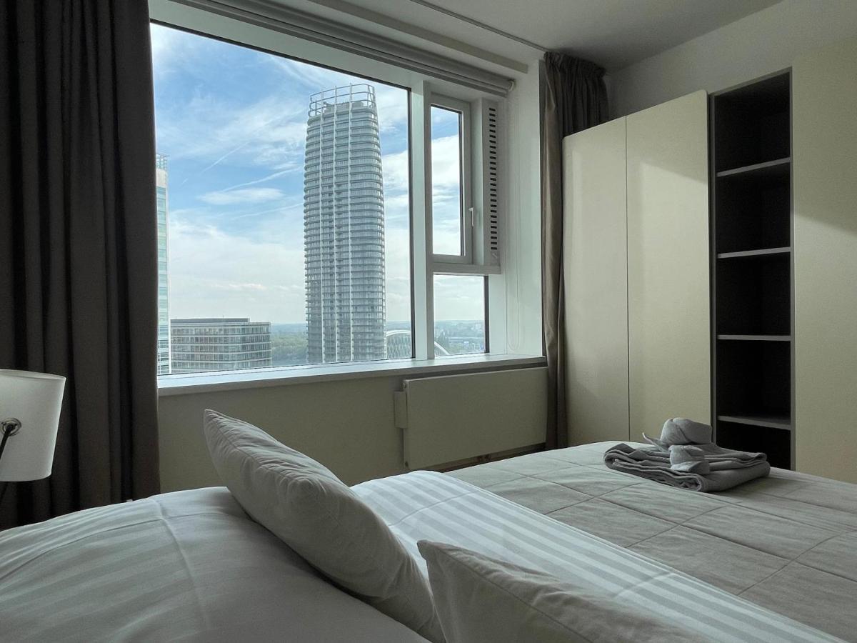 Sag Panorama Apartment 3 Rooms 19Th Floor Great View Free Parking Bratislava Exterior photo